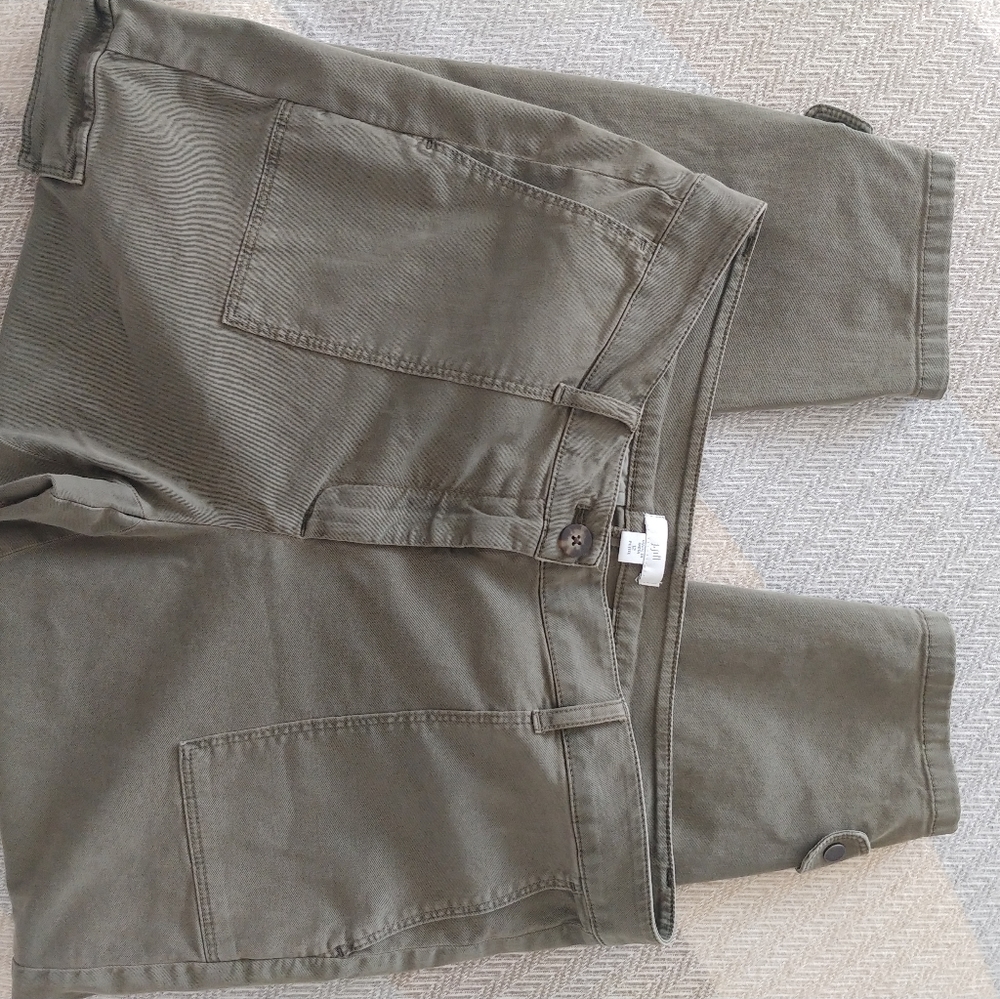 J.Jill Moss Weekender Jeans 12 Petite with buttons